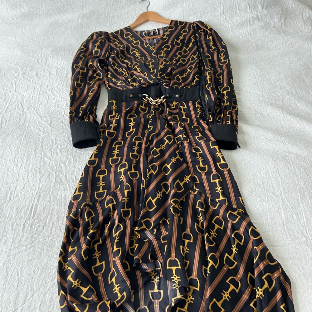 Elisabetta Franchi beautiful print silk dress size 42 it (4 US)- 800 usd
